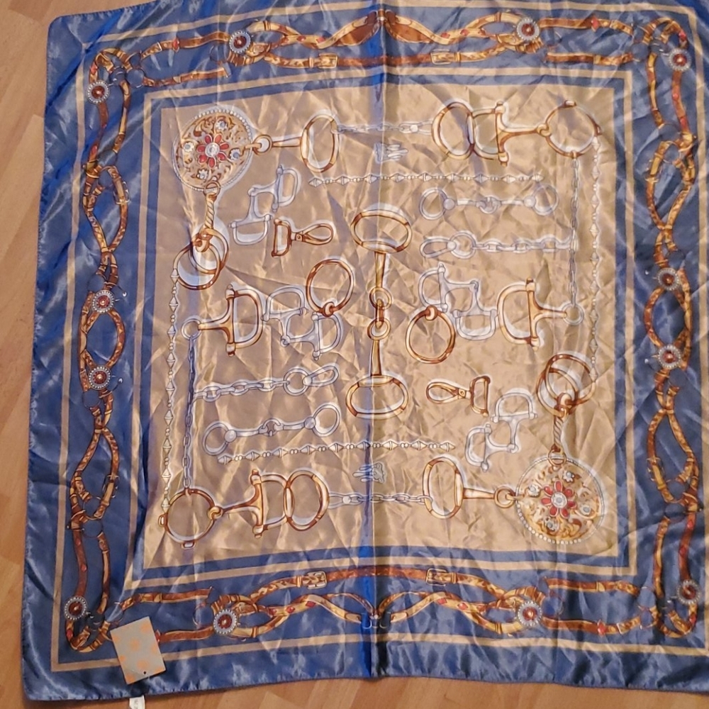 Beautiful scarves new with tags